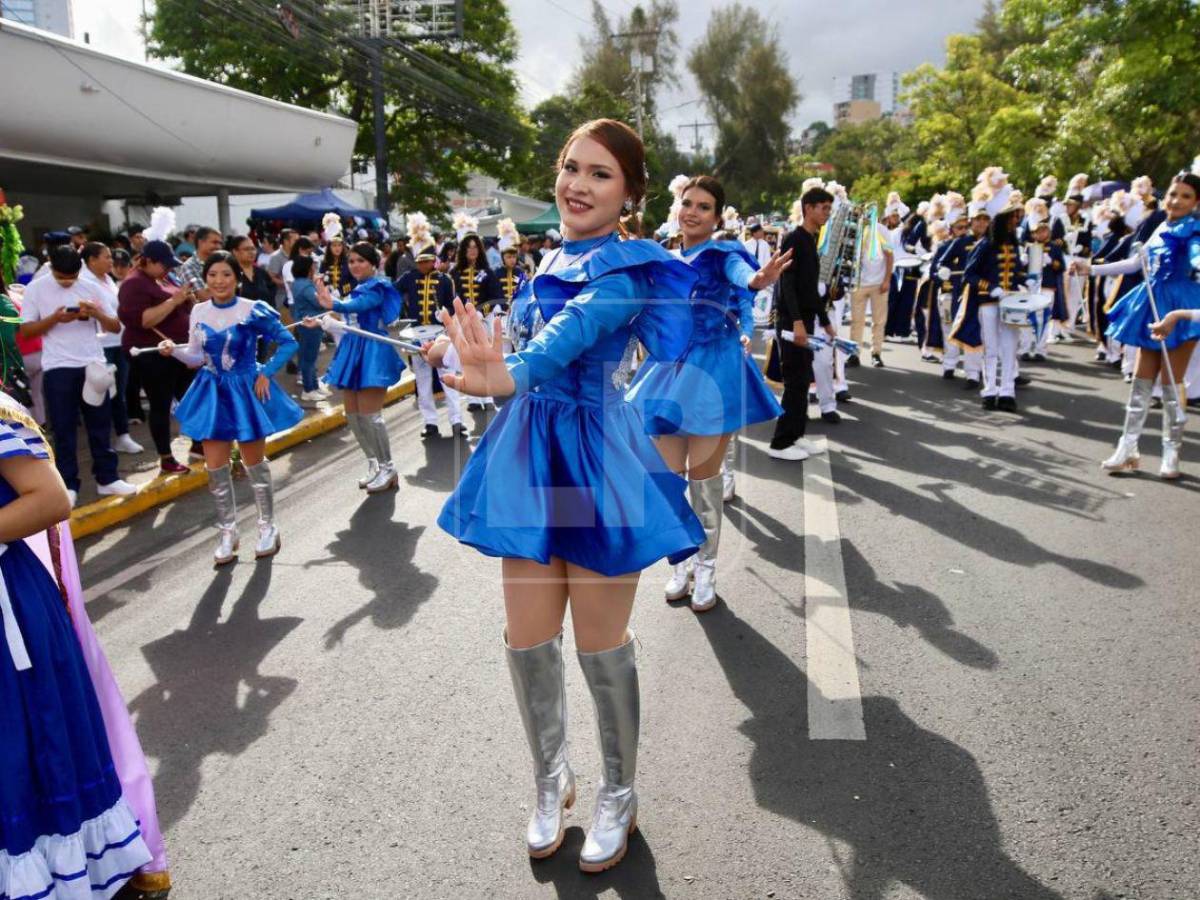 Bellas palillonas, protagonistas de los desfiles en Honduras