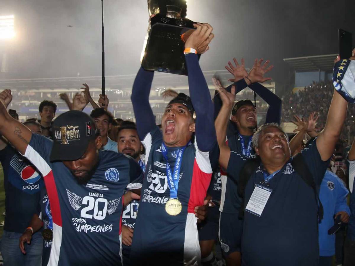 Motagua campeón: festeja la Copa 20, baile del Búho Meléndez y emoción de Pedro Atala