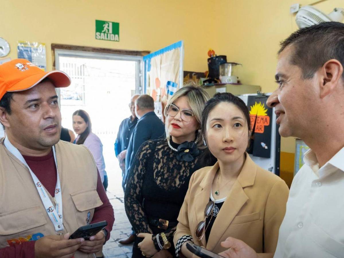 Así es el Dinna, el documento para identificar a los menores en Honduras