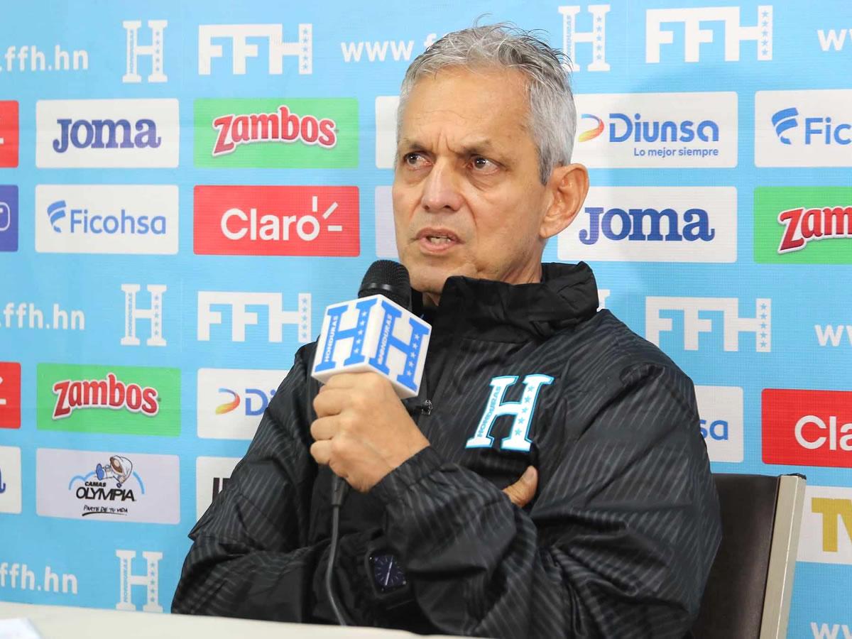 Rueda revela el jugador que lo ha sorprendido en la ‘H’ y por qué convocó a Obregón y Douglas