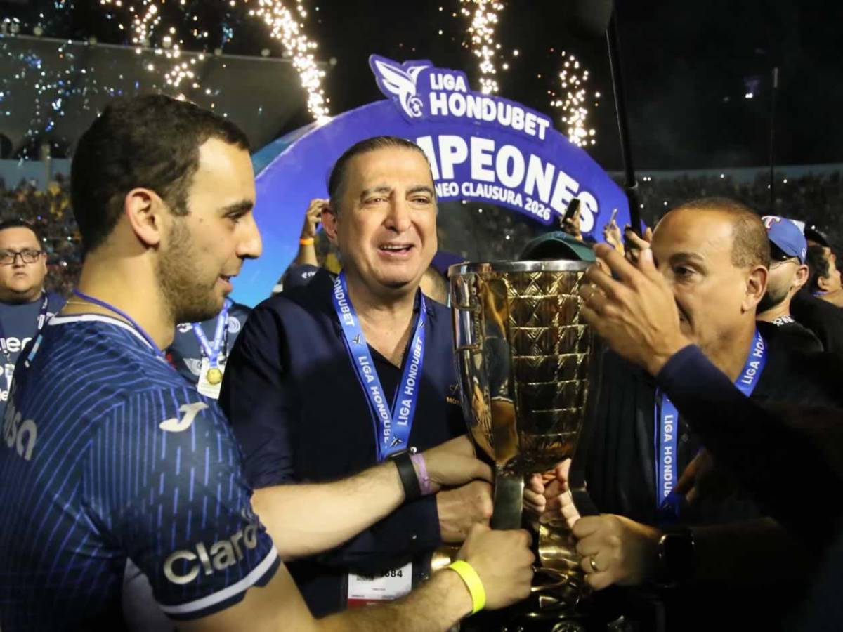 Motagua campeón: festeja la Copa 20, baile del Búho Meléndez y emoción de Pedro Atala