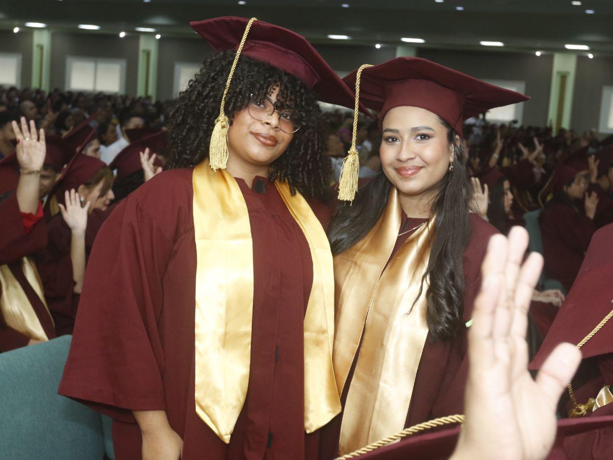 Así se vivieron las graduaciones del JTR rumbo al centenario