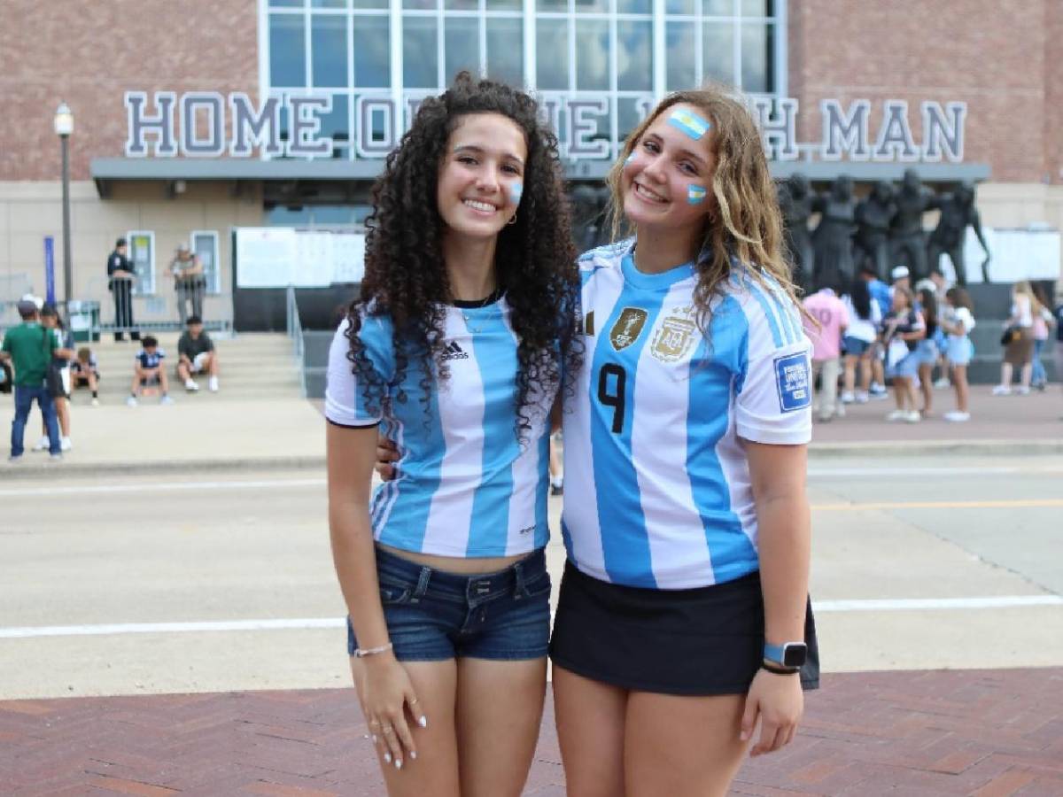 Las bellezas del Argentina vs Honduras: chicas roban miradas en Estados Unidos