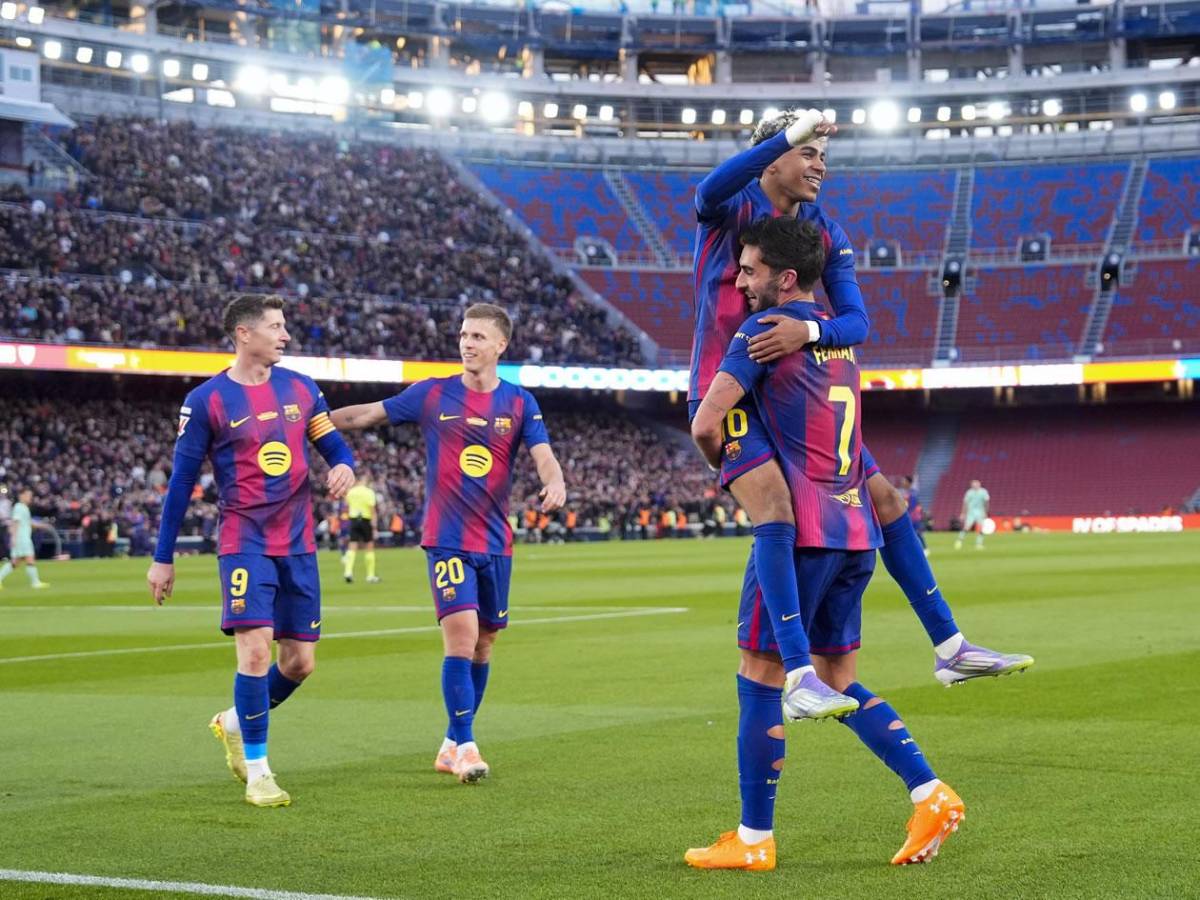 Barcelona volvió al Camp Nou: fiesta, Messi 'apareció' y agresión que indigna