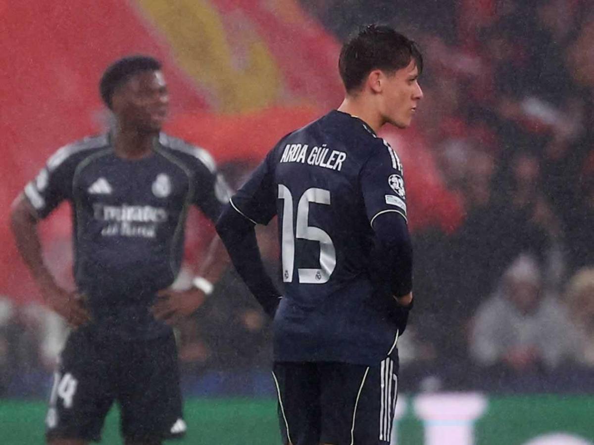 Real Madrid en llamas: Florentino Pérez admite error y señala a 6 jugadores