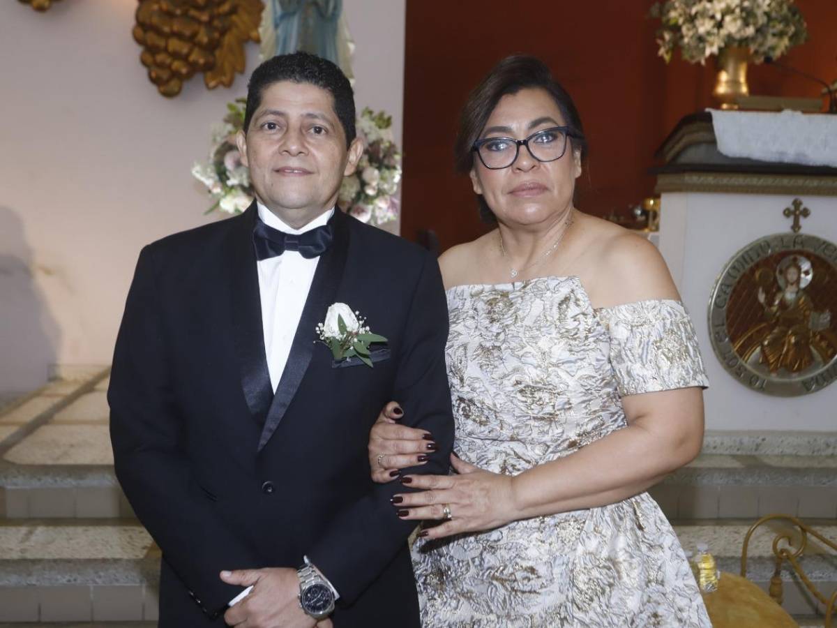 Así se vivió la boda eclesiástica Rodríguez Reyes en SPS