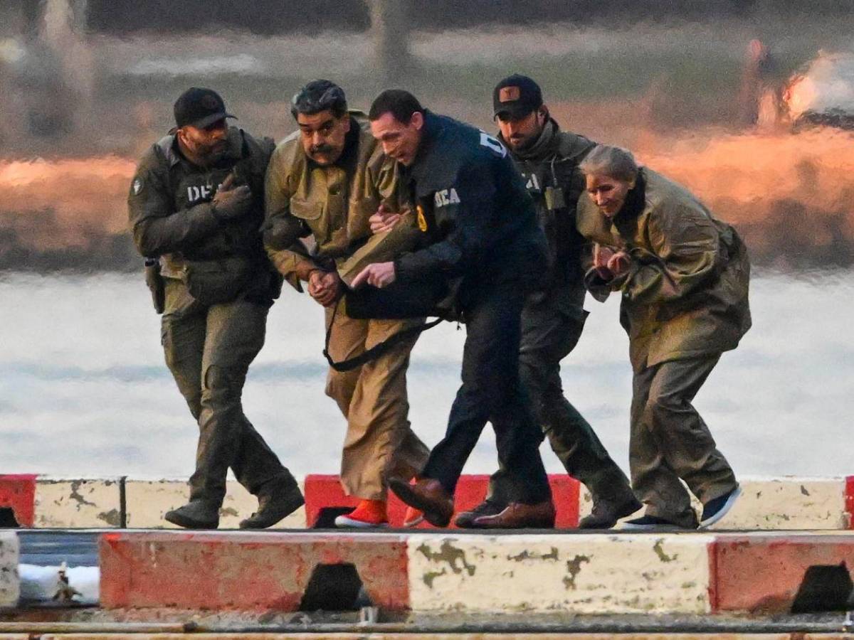 Ellos son los abogados que defenderán a Nicolás Maduro y Cilia Flores