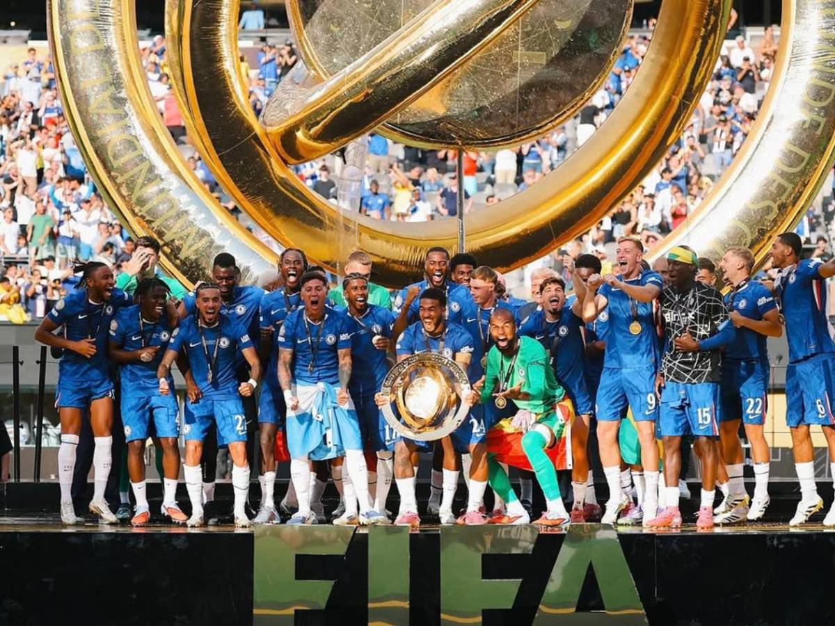 Vinicius sorprende, trueque del Barcelona, bomba del América y Elis es noticia