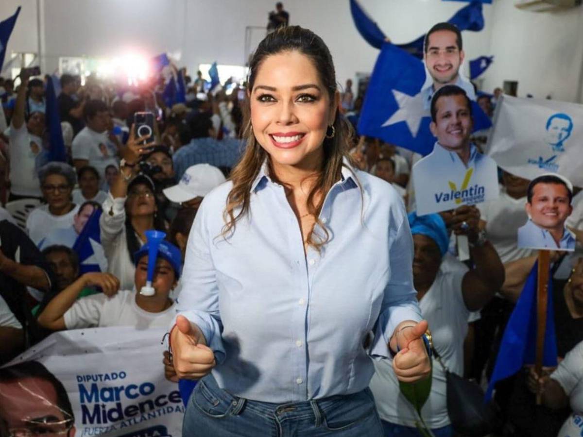 María Antonieta Mejía explota contra Ana García por criticar a Nasry Asfura