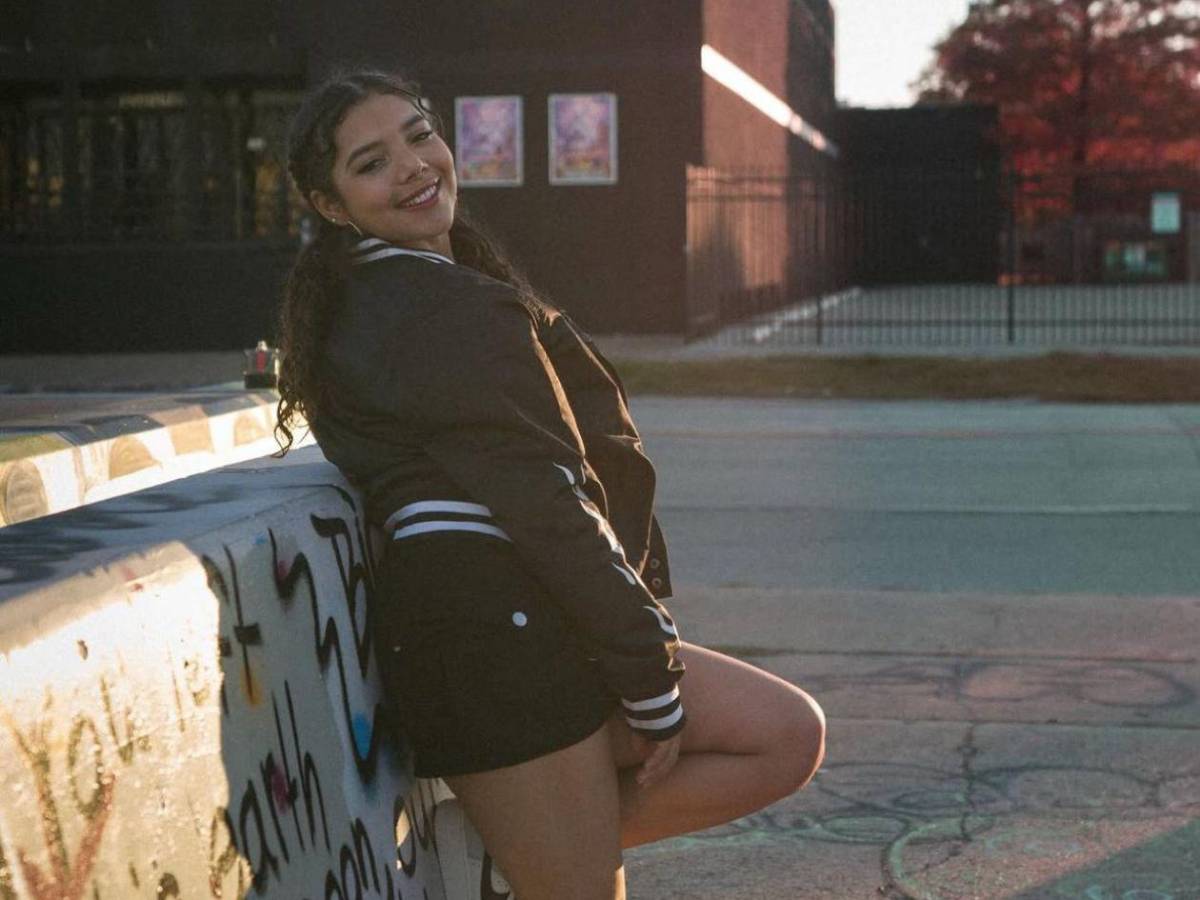 De migrante a líder militar en USA: hondureña narra entre lágrimas su travesía