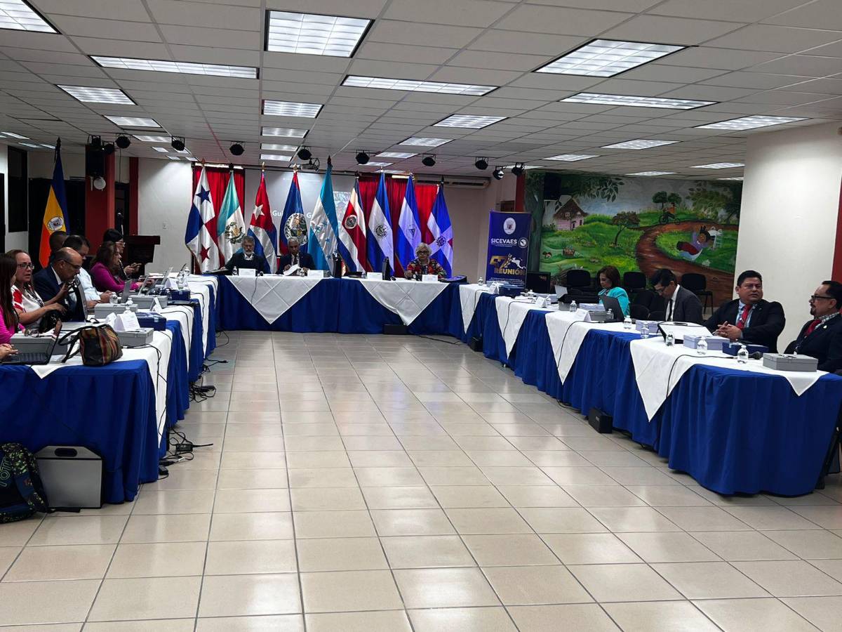 Rectores y Vicerrectores de las universidades de Centroamérica y República Dominicana