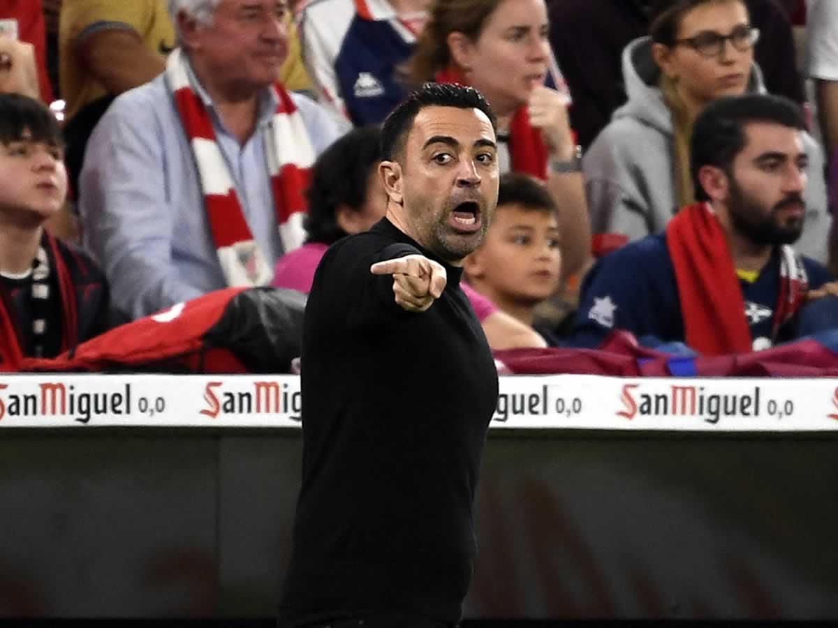 Xavi reaccionó dolido por el trato al Barcelona en San Mamés