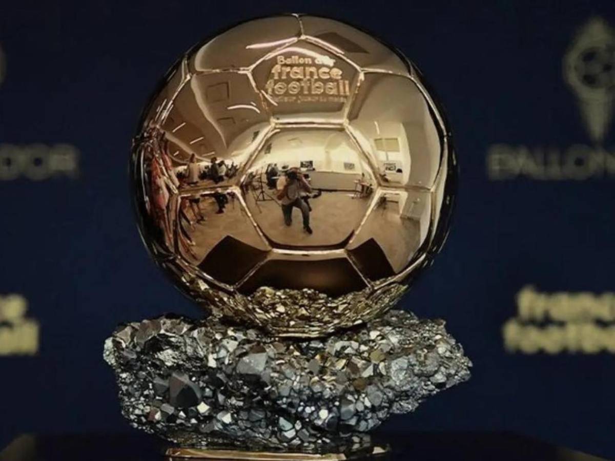 Balón de Oro 2026: Le informan a este futbolista que ha ganado el galardón y su club da guiño