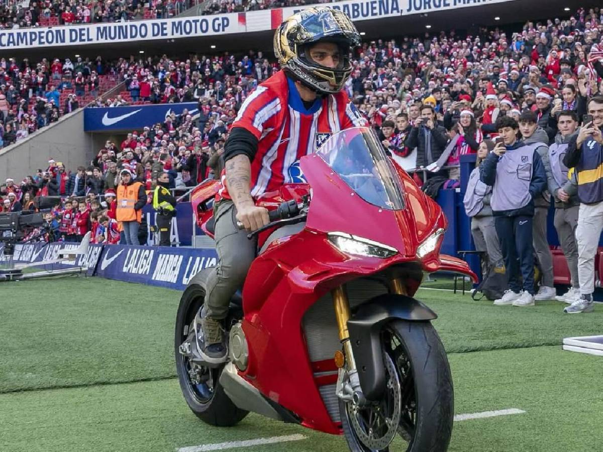 Sufrió brutal accidente y se rompió 11 costillas: las imágenes desde el hospital