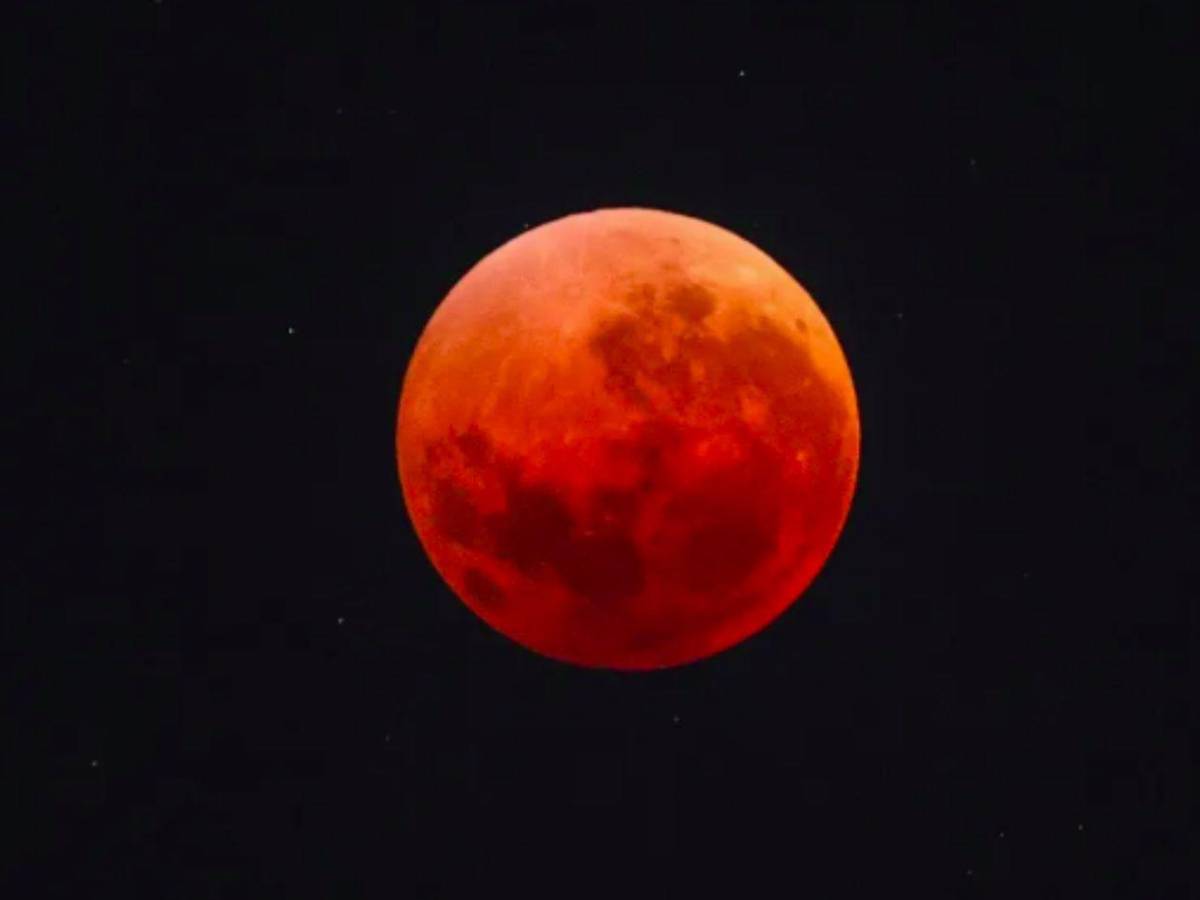 Eclipse lunar y cielos amenazantes: esto se espera que pase en Honduras