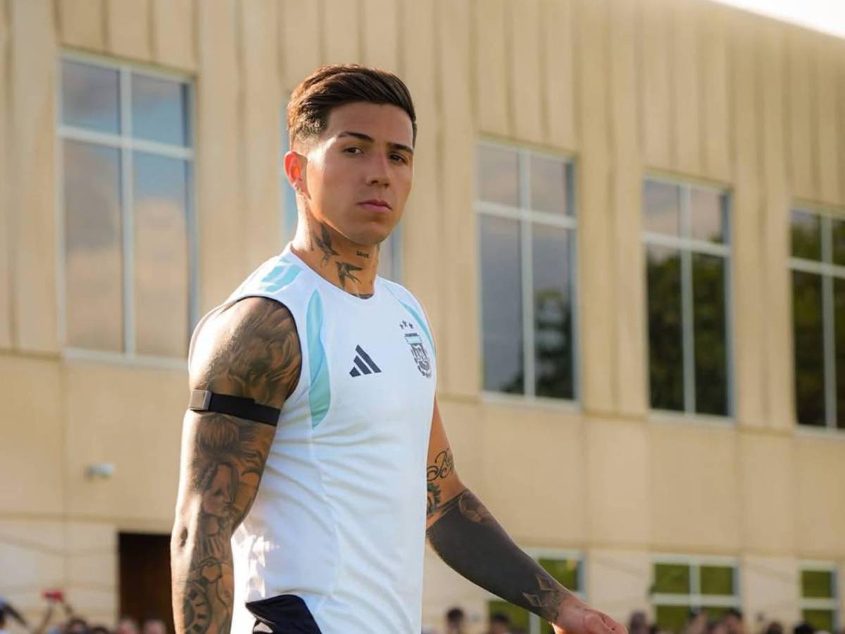 Real Madrid ficha a volante, Barcelona vende a dos jugadores y Julián Álvarez define su futuro