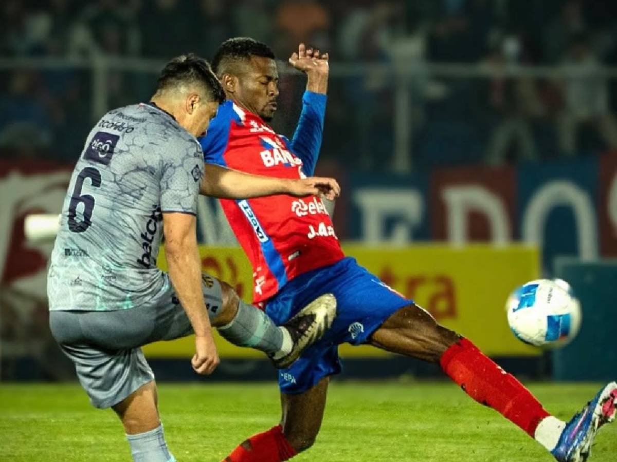 Futbolista sorprende con confesión sobre su ex: Inició una relación con mi tío