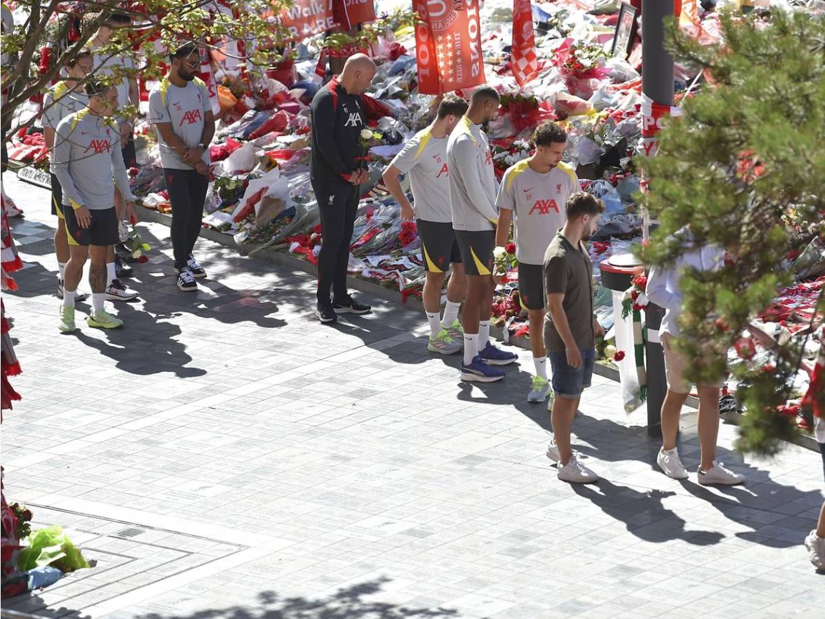 Esposa de Diogo Jota reaparece en emotivo homenaje en Liverpool: las desgarradoras imágenes