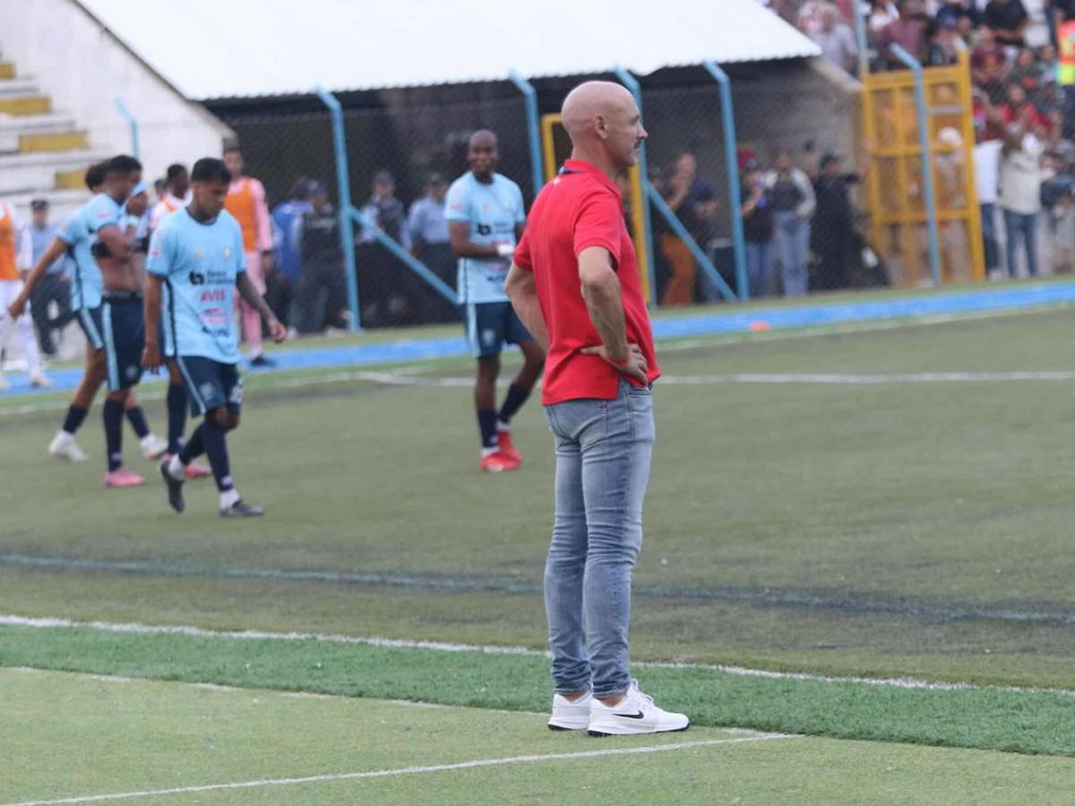 Eduardo Espinel y los cuatro motivos de su renuncia en Olimpia: no soportó más