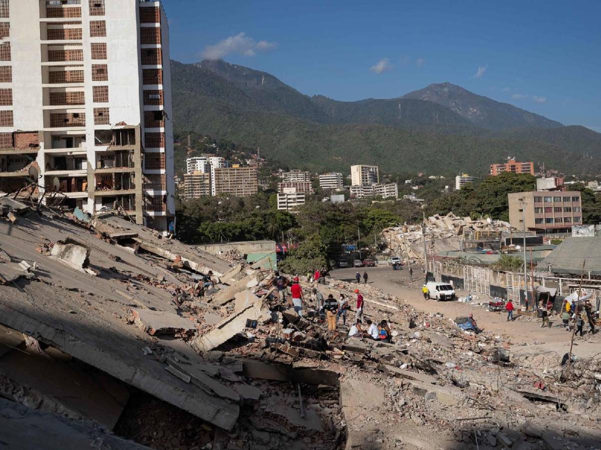 Jugador es sedado tras perder a su familia en tragedia en Venezuela: Está muy mal