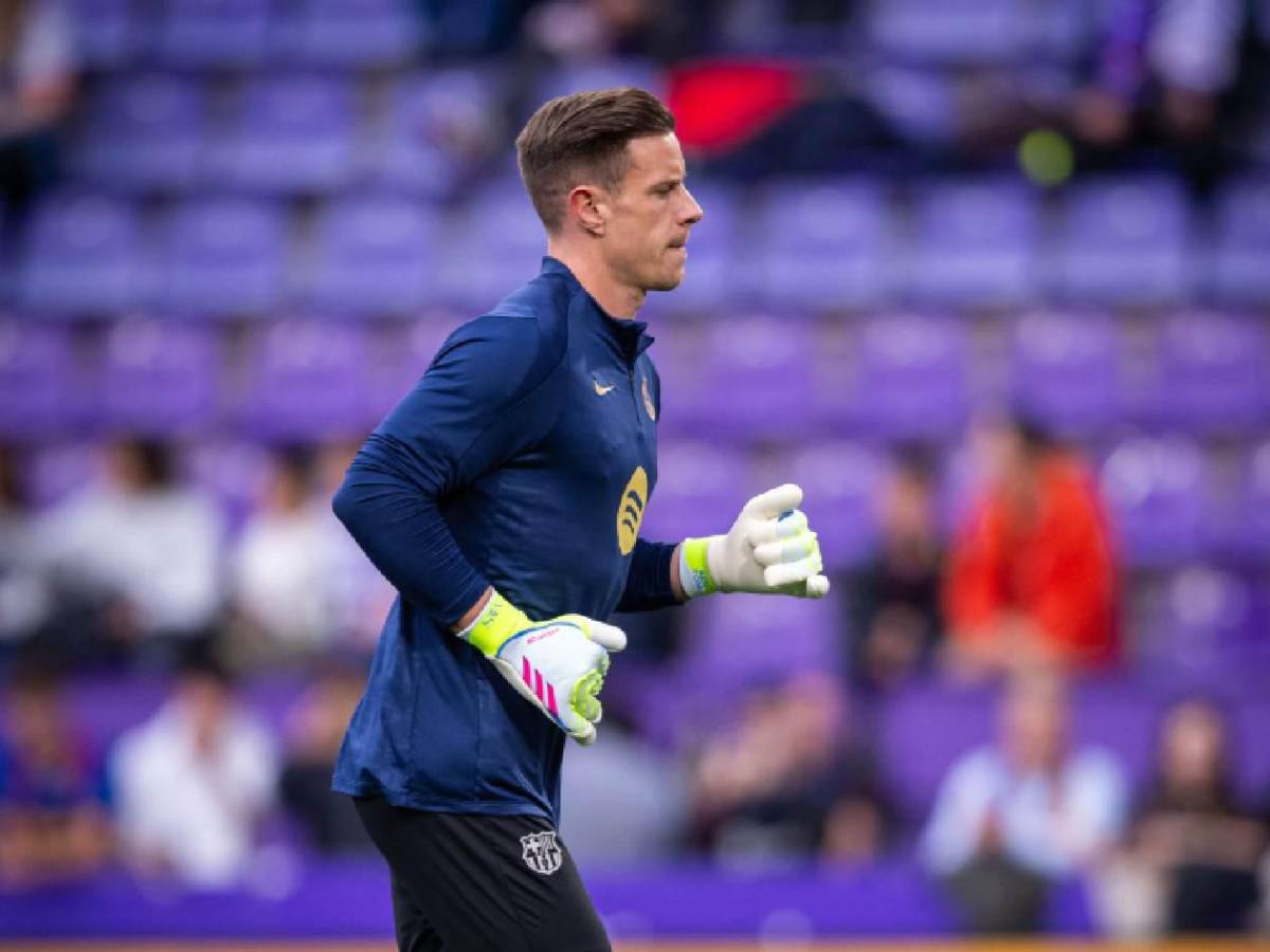 Debutó con Barcelona y se retiró lesionado; crack regresó y protesta a leyenda