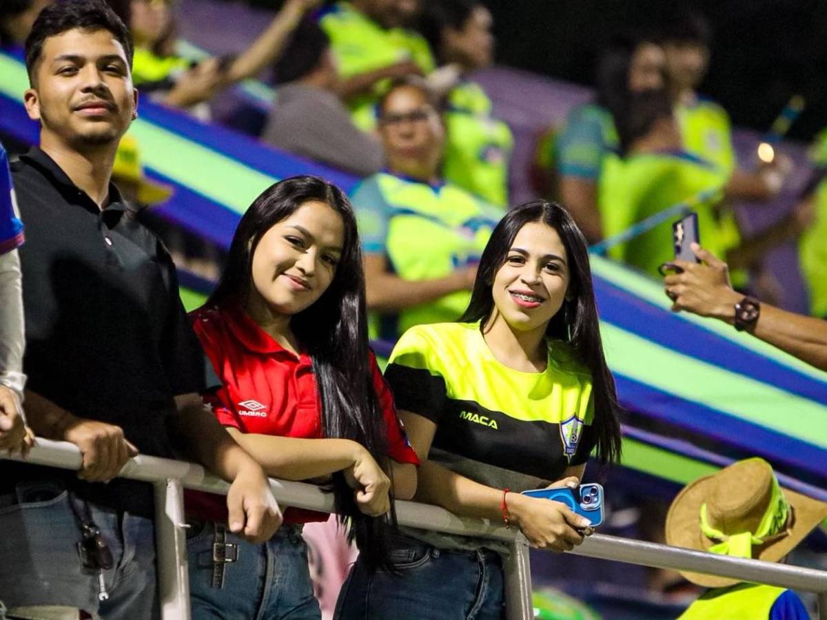 Esposa de exjugador, modelos y la pelirroja: las bellas chicas de la jornada 2