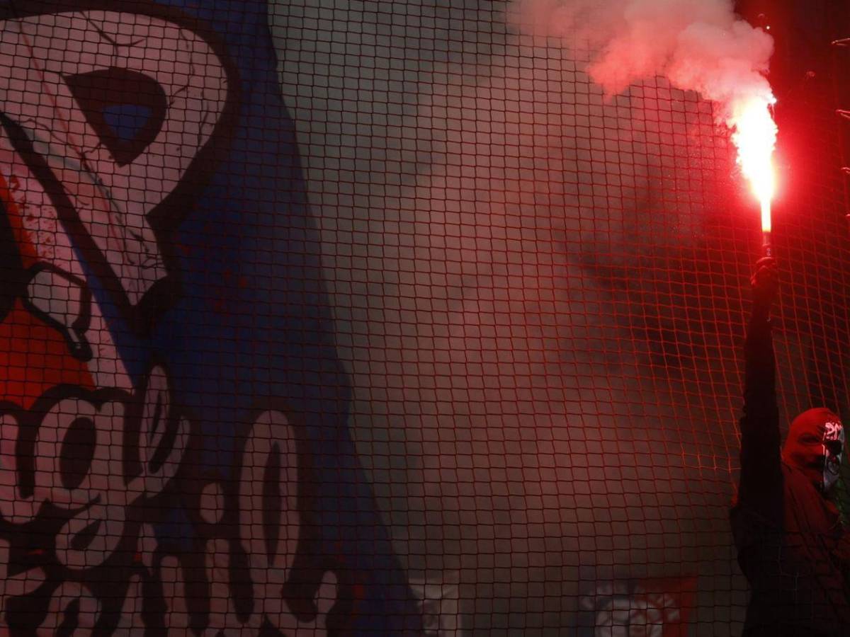 Caos en París: cientos de detenidos y heridos empañan la fiesta del campeón PSG