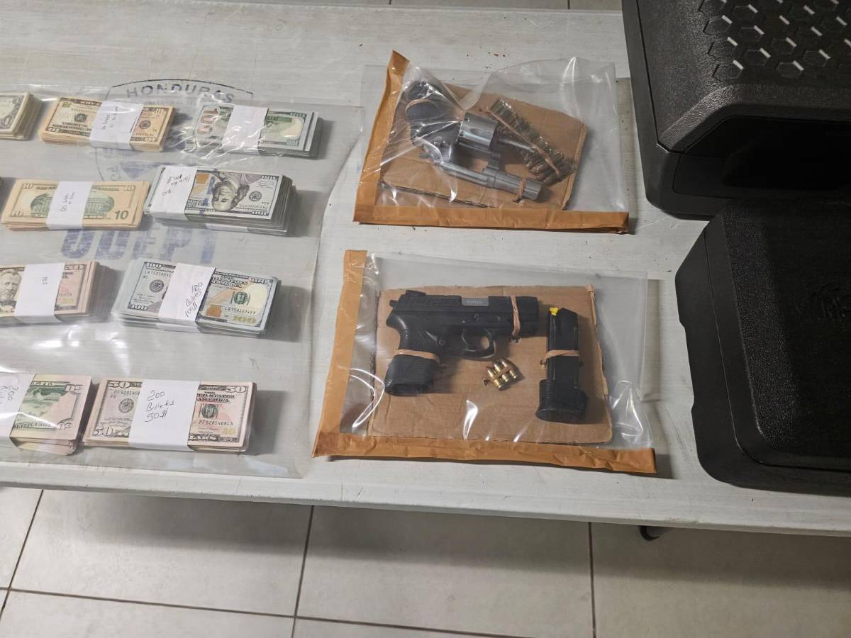 Capturan a canadiense y hondureña con 97 mil dólares en La Ceiba