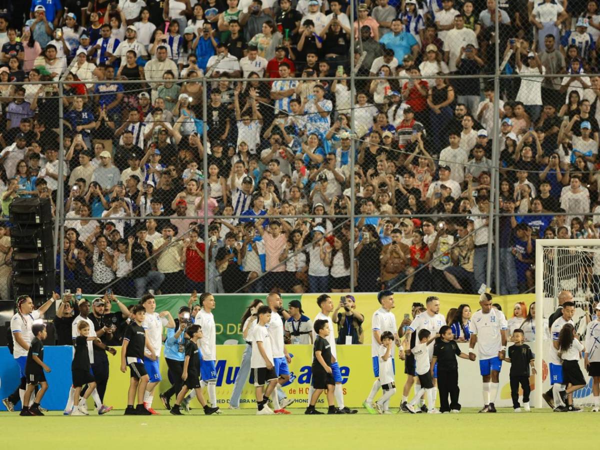 Tiktokers Honduras vs El Salvador: Pomponeras hondureñas se robaron el show