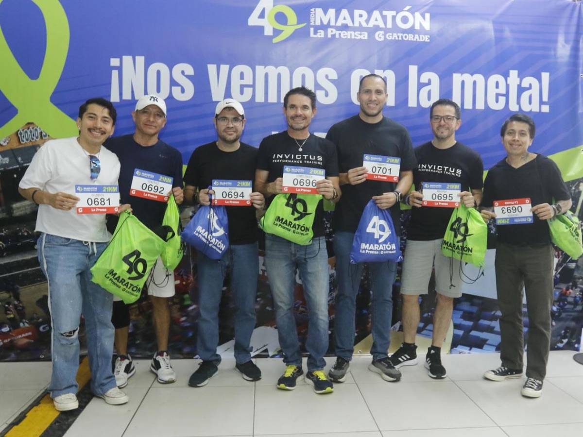 Gran algarabía de miles de corredores con la Expomaratón previo al gran día