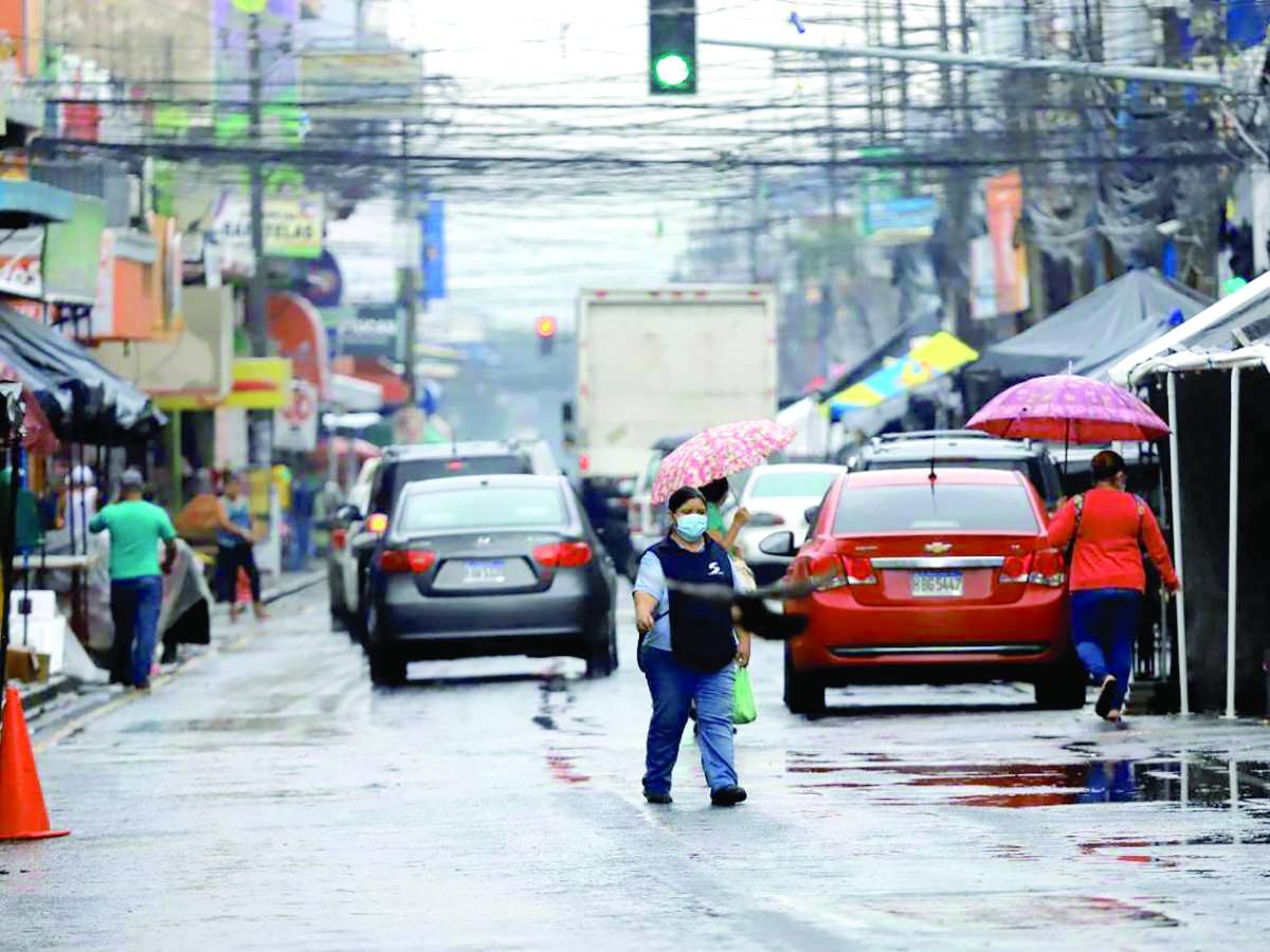 Lluvias con actividad eléctrica predominarán toda la semana