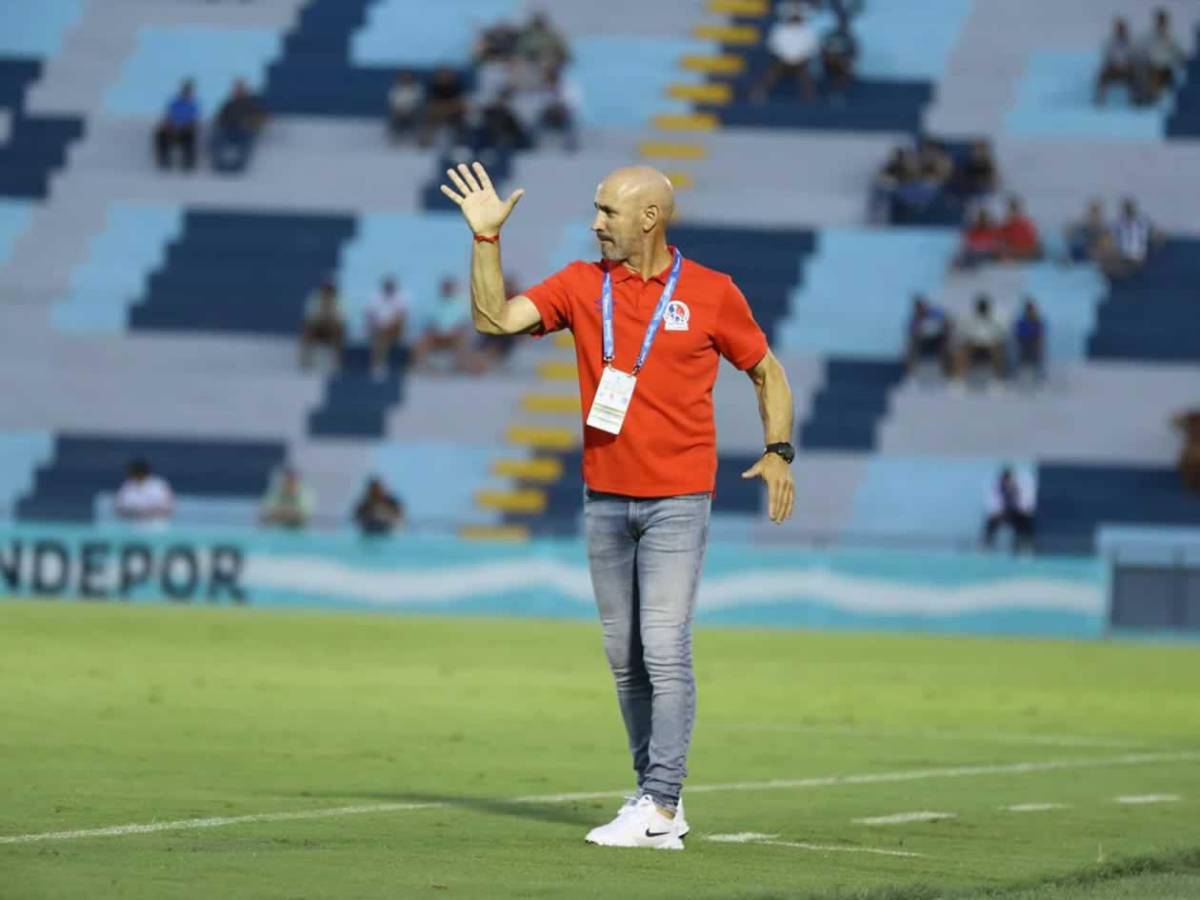 El héroe de Olimpia para la remontada, debutantes, Real España festeja y bellas chicas