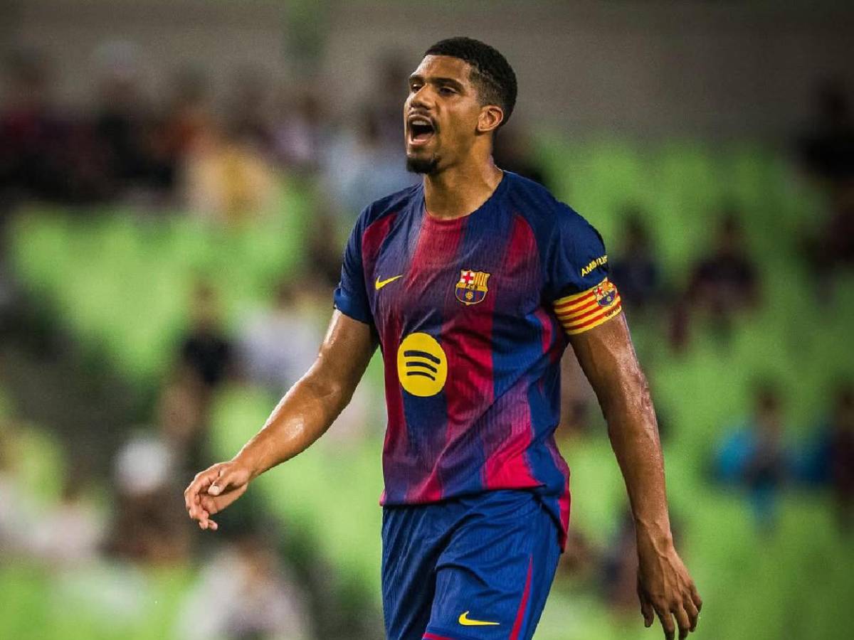 Real Madrid anuncia baja, petición de Mourinho y Barcelona sufre nueva salida