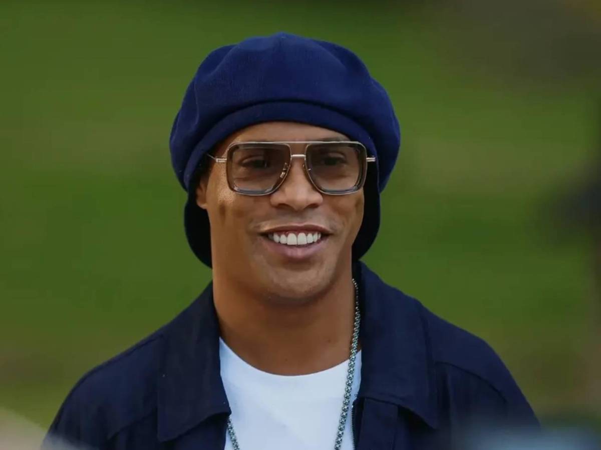 ¡Bombazo! Ronaldinho sale del retiro y ya fue presentado: este será su salario