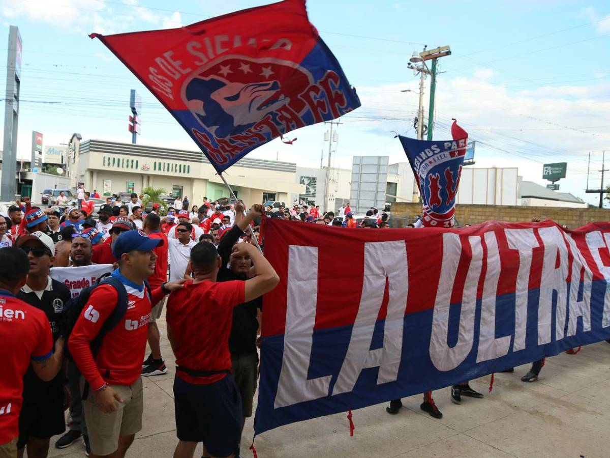 Olimpia sonríe en Juticalpa, el 'infiltrado', Espinel hace debutar a isleño y las bellezas