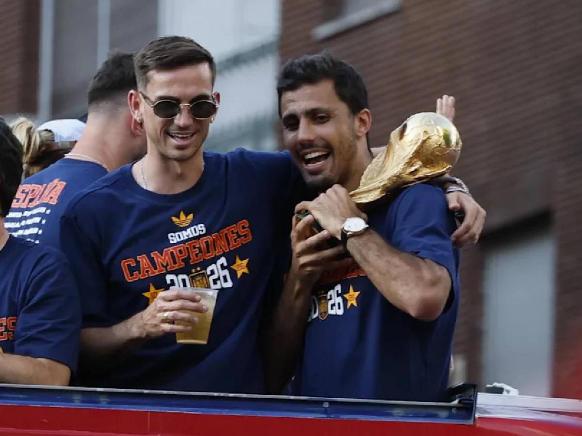 City da respuesta a nueva oferta del Barcelona: Rodri con giro sobre su fichaje