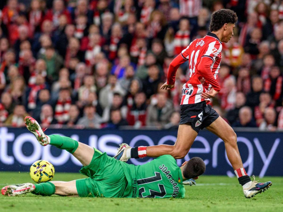 Barcelona gana con drama: golazo de Lamine, polémica arbitral y figura Joan García