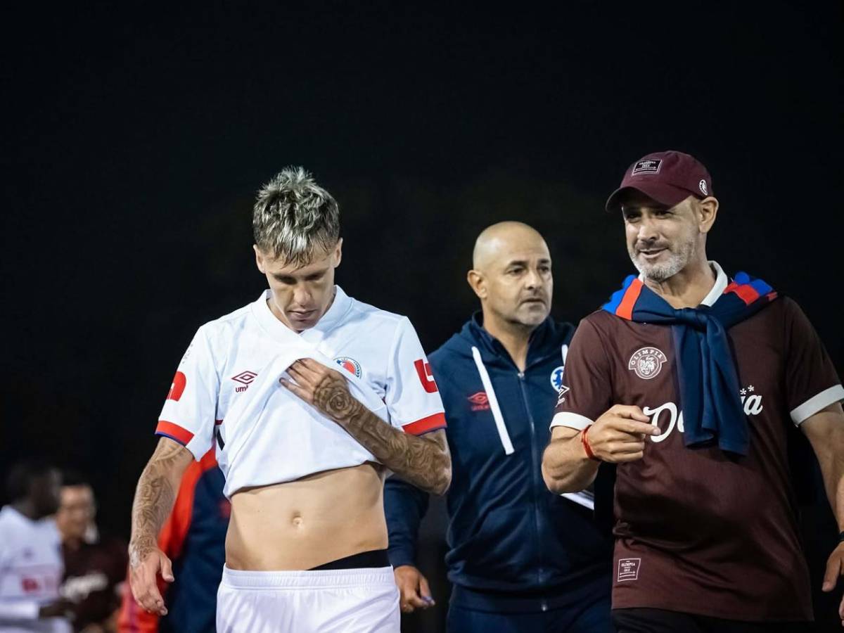 A los golpes Olimpia y Motagua: zafarrancho, expulsados y bellezas en New Orleans