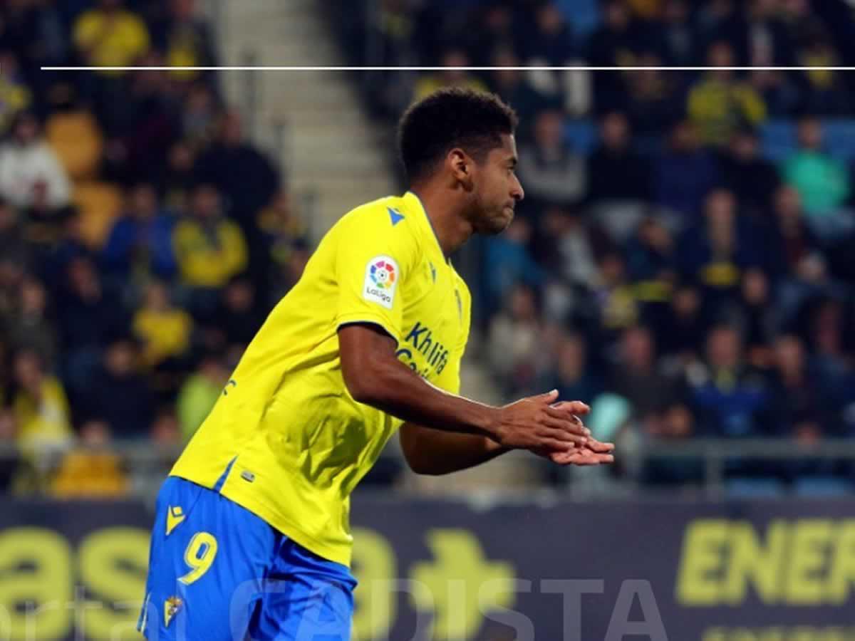 ‘Choco‘ Lozano tuvo el triunfo en el último minuto y Cádiz empató