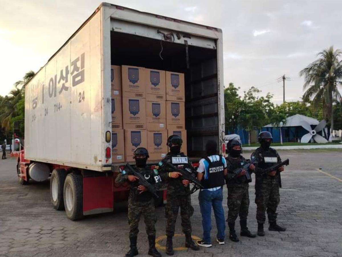 En las aduanas de Agua Caliente y Guasaule, las autoridades decomisaron 17.5 millones de cigarrillos.