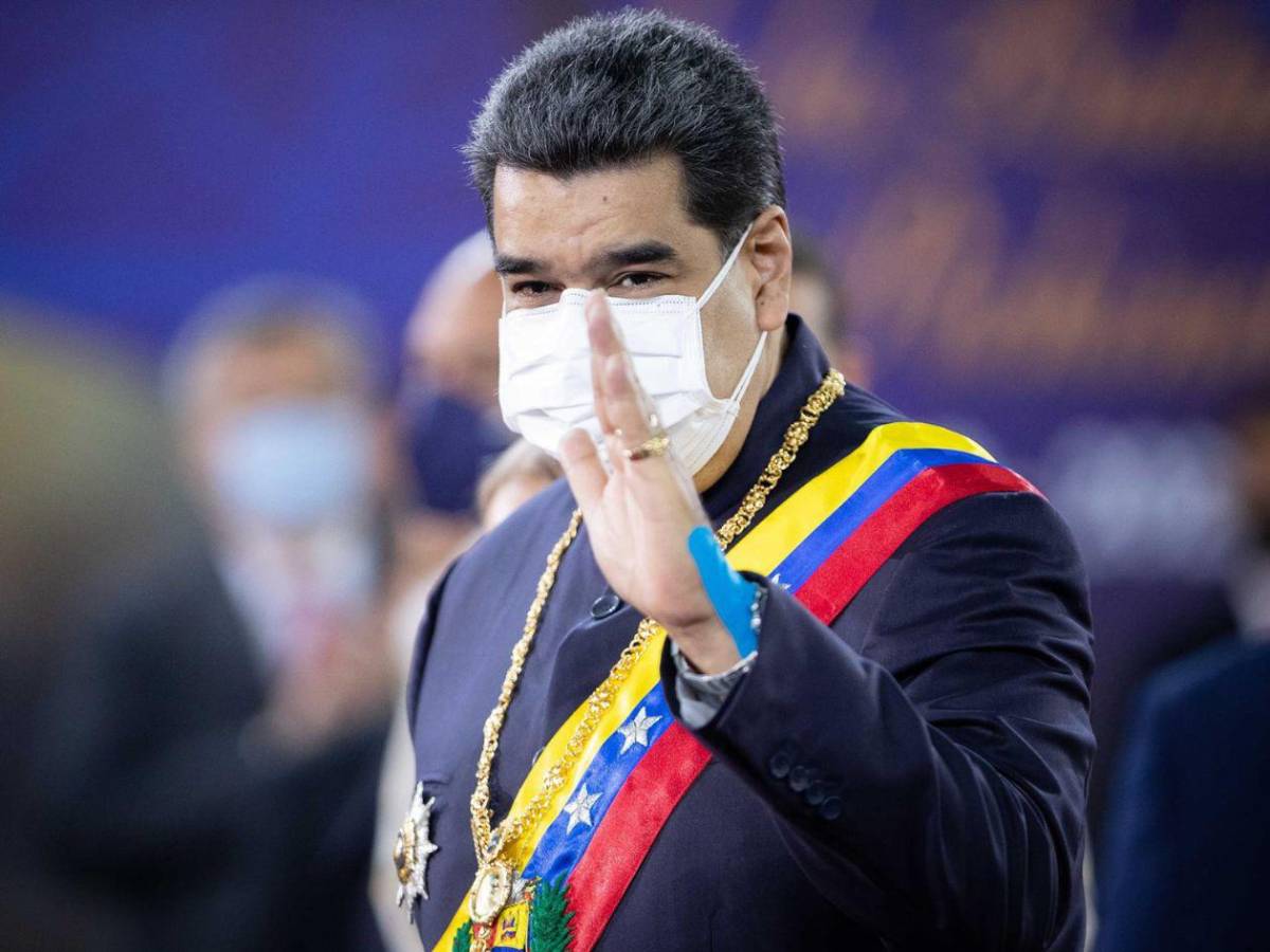 Jorge Cálix en CNN: petición a Xiomara Castro sobre Maduro y ataque a Rixi Moncada