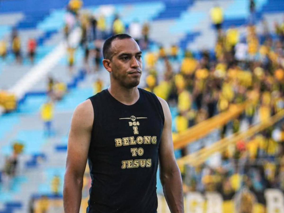 Honduras: Cuatro sorpresas y diez bajas en convocatoria para las eliminatorias