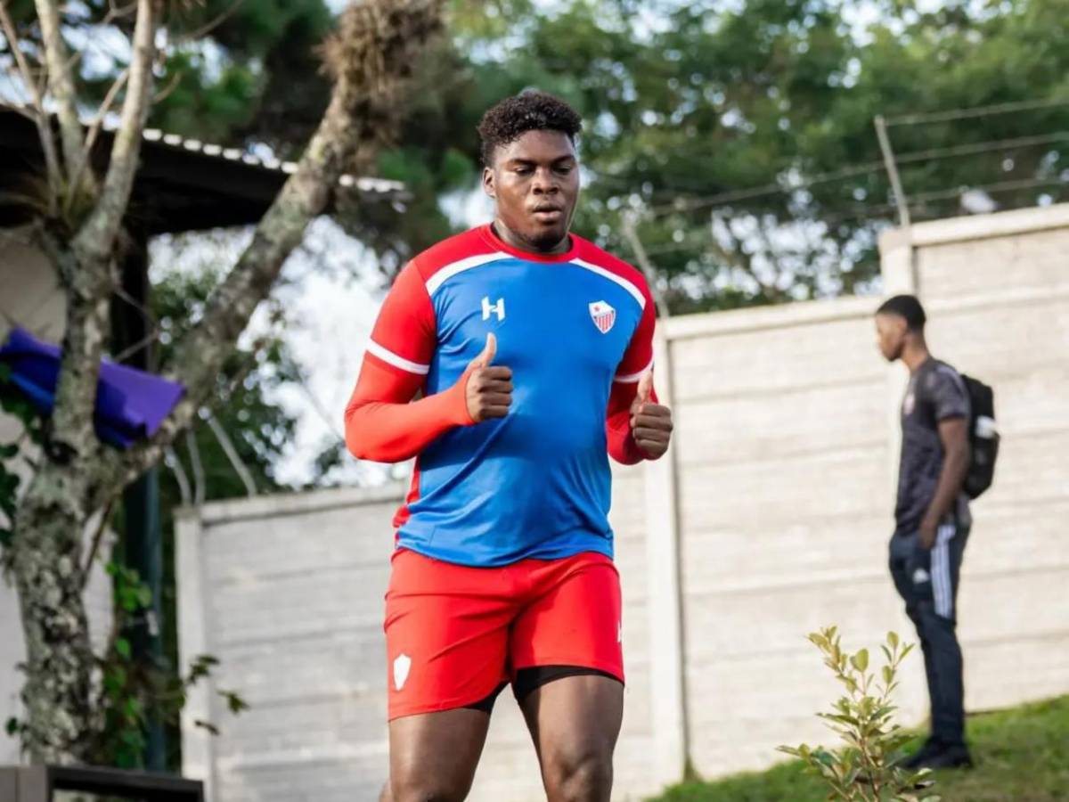 Motagua se deshace de cinco jugadores, Olimpia con dos salidas y Auzmendi tiene equipo