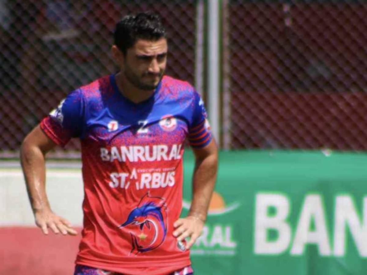 ICE detiene a futbolista y su familia por brutal crimen ocurrido hace 20 años