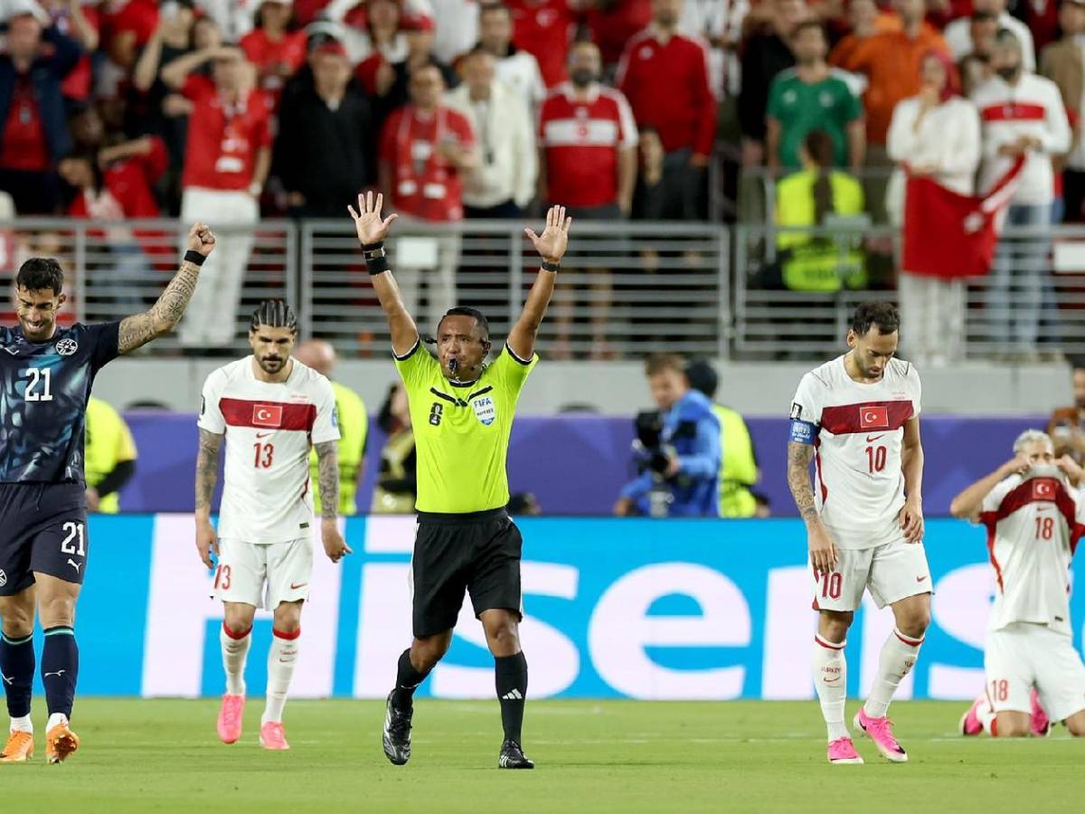 Barton con escandalosa expulsión en el Mundial, ley 'Vinicius-Prestianni' y bronca