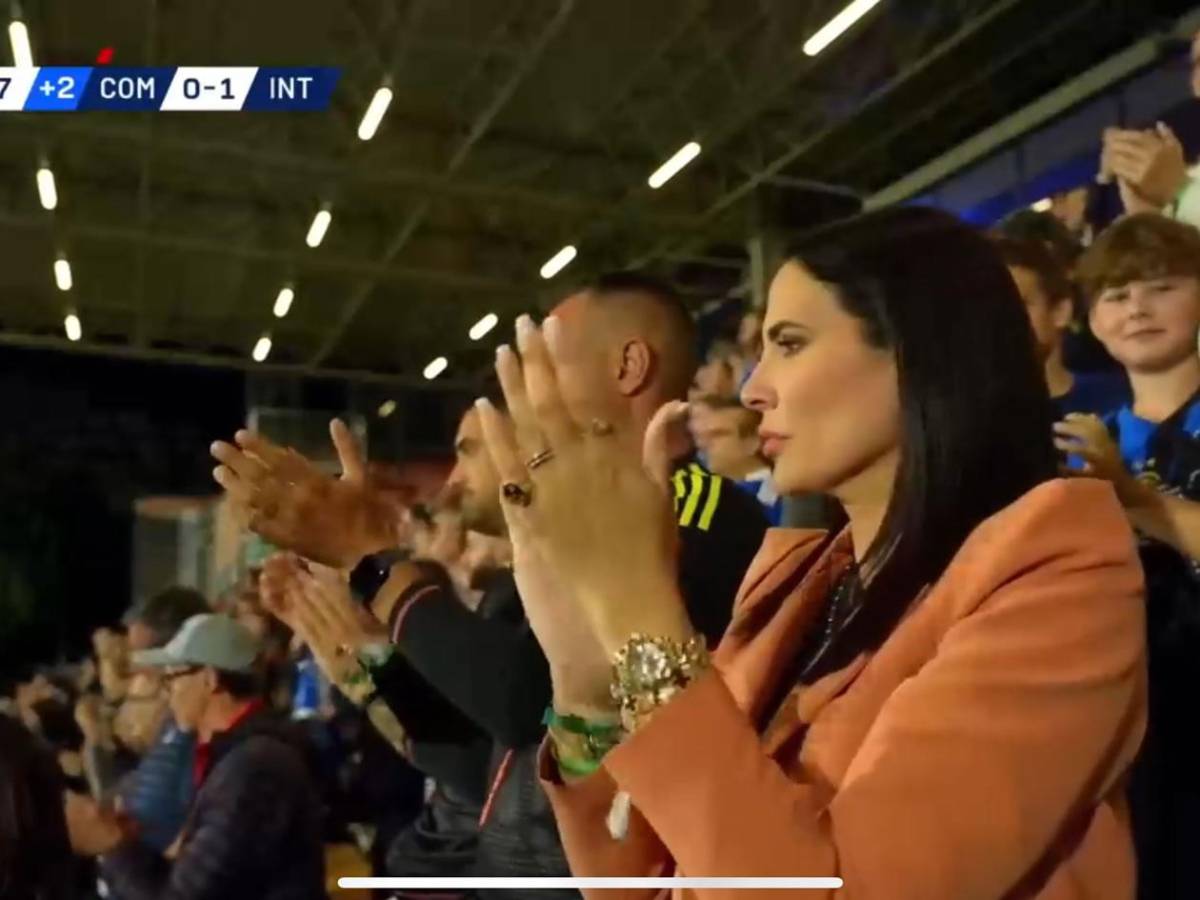 La peor despedida del fútbol: Pepe Reina se va expulsado en su último partido