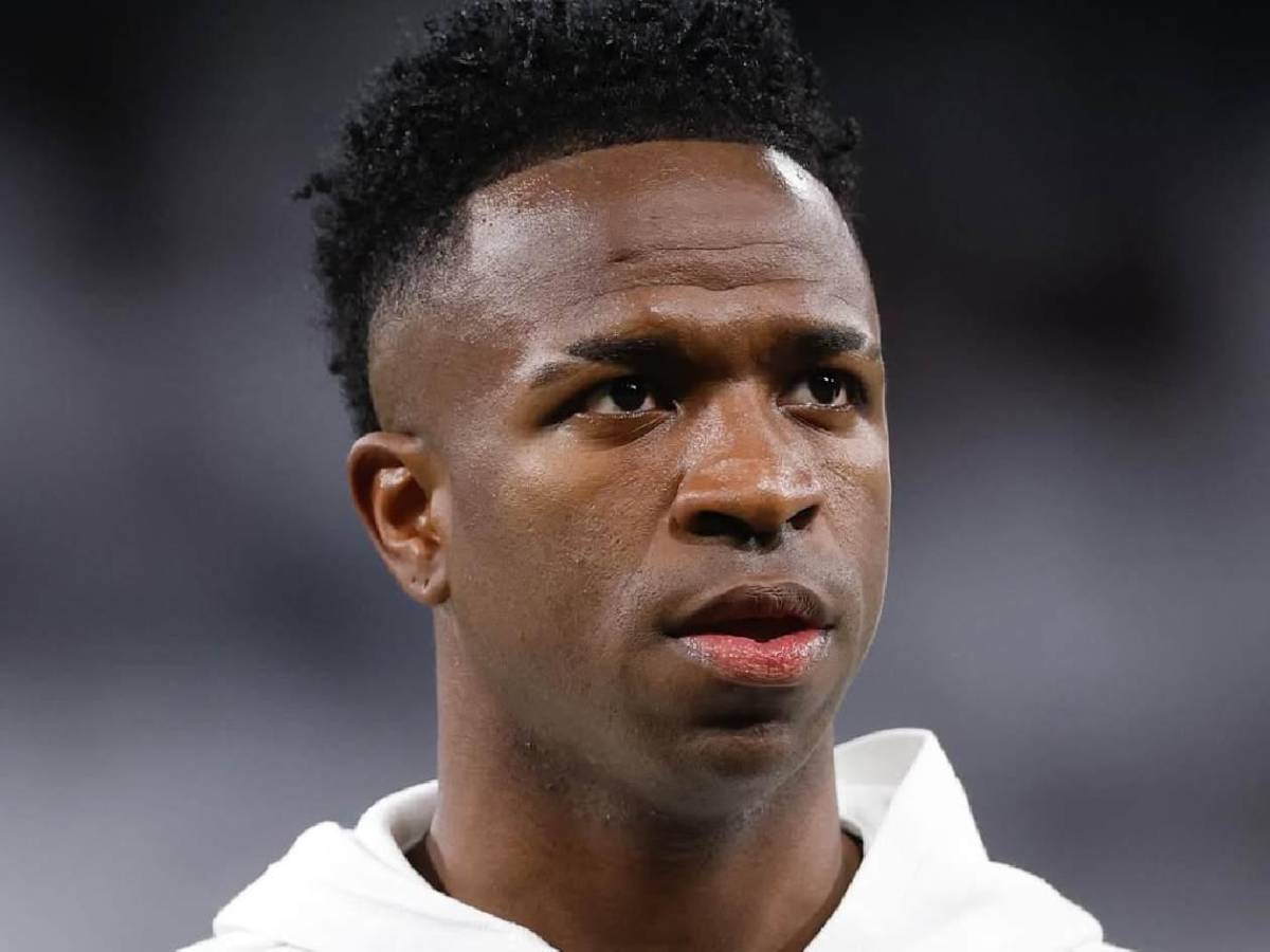 Vinicius se rebela: Petición al Real Madrid para renovar y curiosa respuesta del club