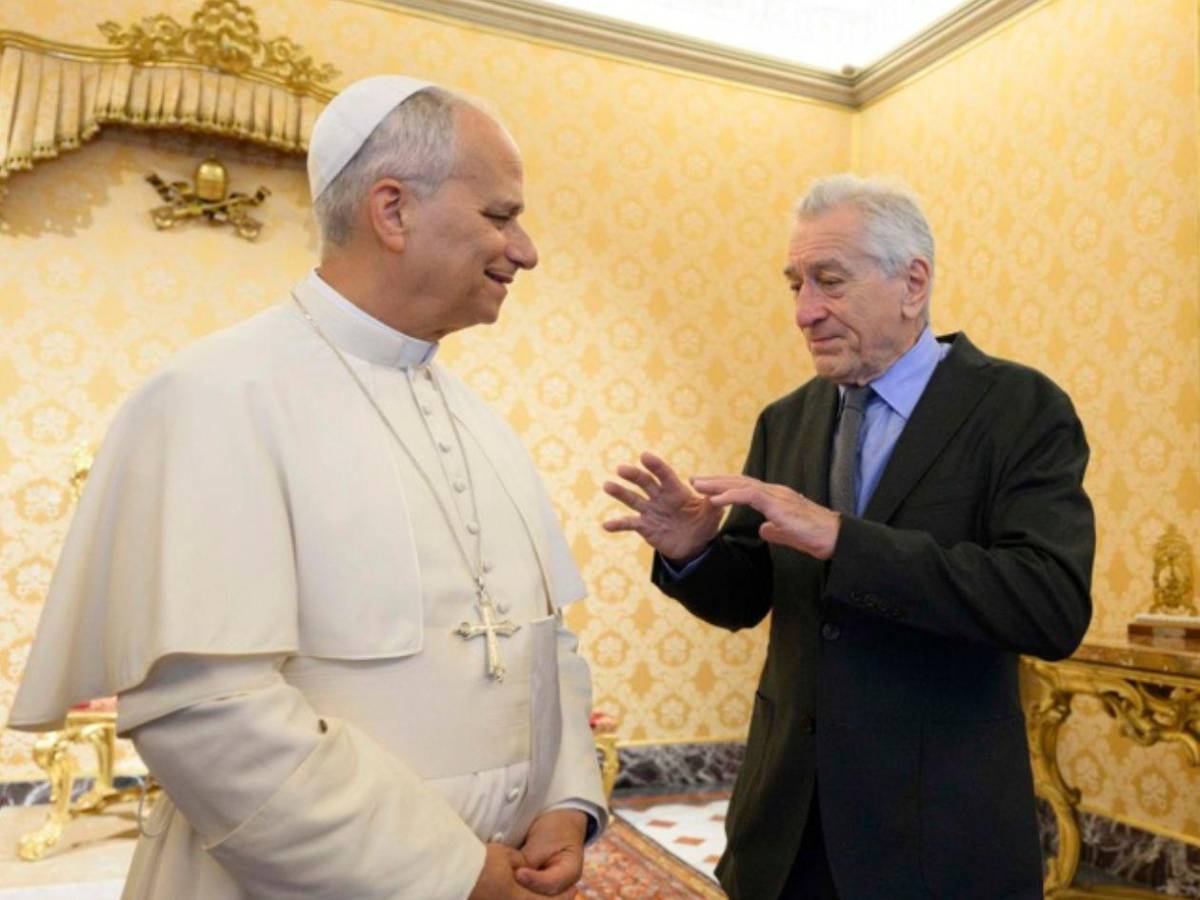 Robert De Niro en el Vaticano: un ícono del cine frente al Pontífice