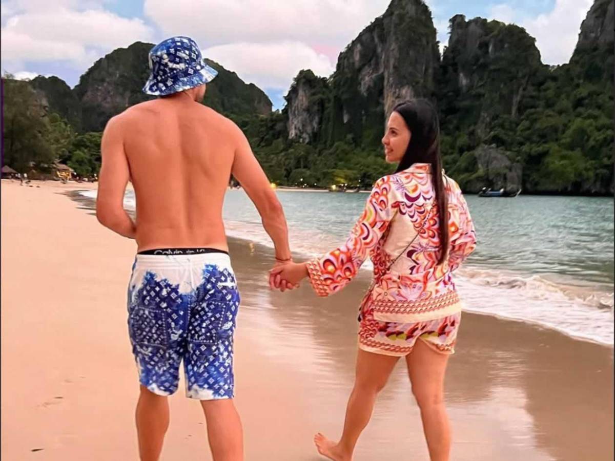 Se divorcia de uno de los ‘futbolistas más feos’ que se operó el rostro