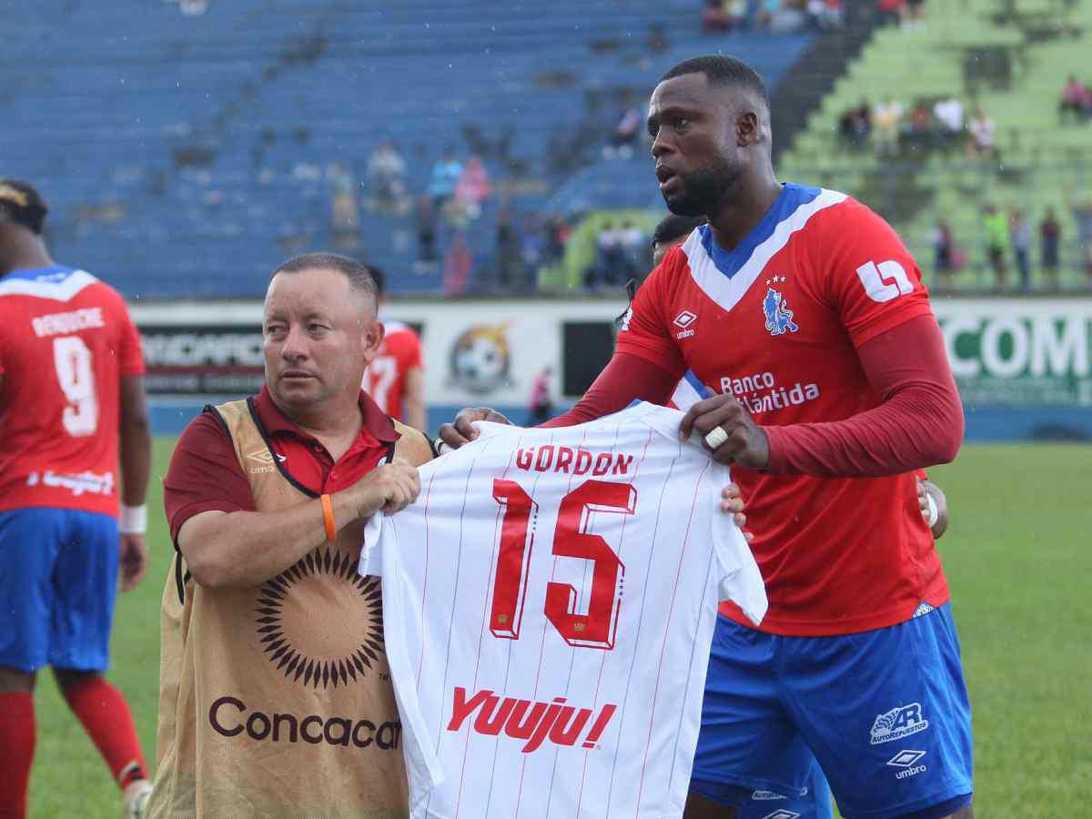 Emotivo triunfo del Olimpia con Yustin Arboleda como héroe